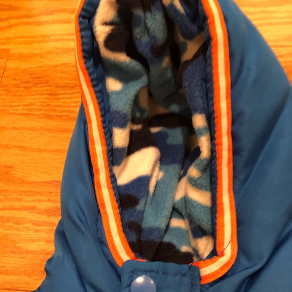 New with tags boys vertical’9 puffer winter jacket with hood size 12 months - Picture 5 of 8